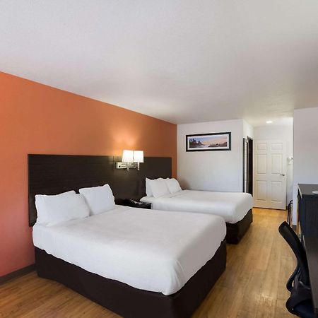 Quality Inn & Suites Junction Exterior foto
