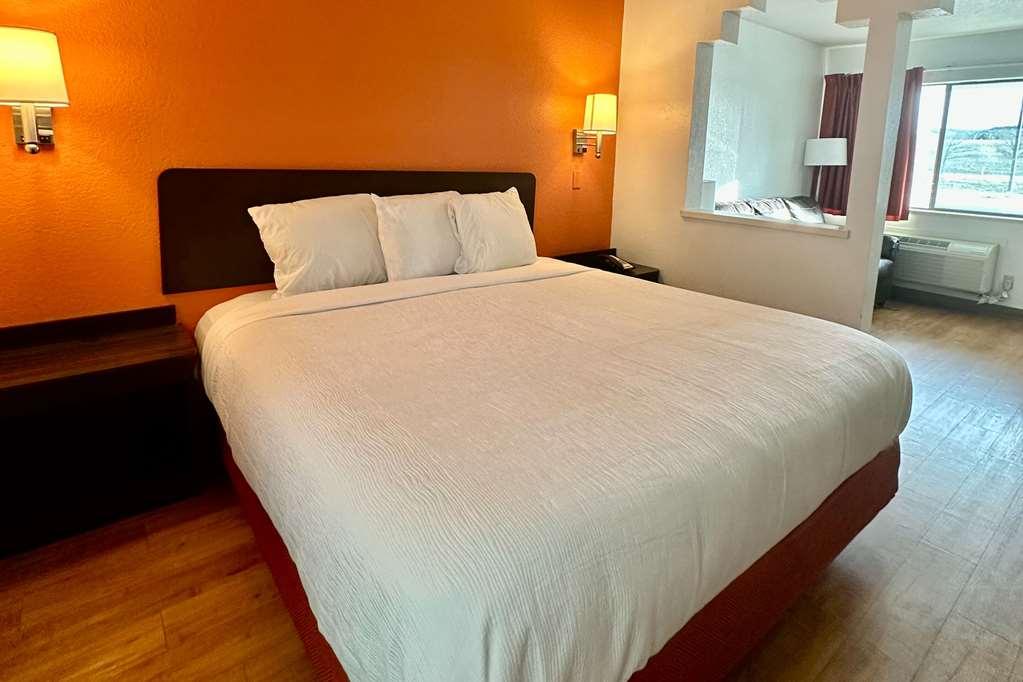 Quality Inn & Suites Junction Habitación foto
